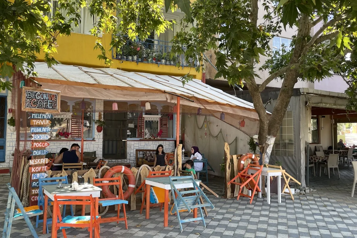 Begonvil Cafe photo 1