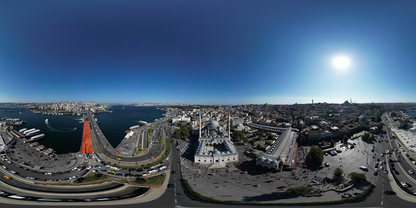 Eminonu Square photo 6