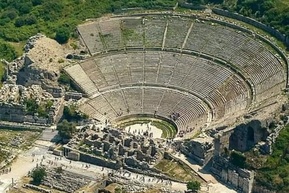 Ephesus Ancient City photo 1