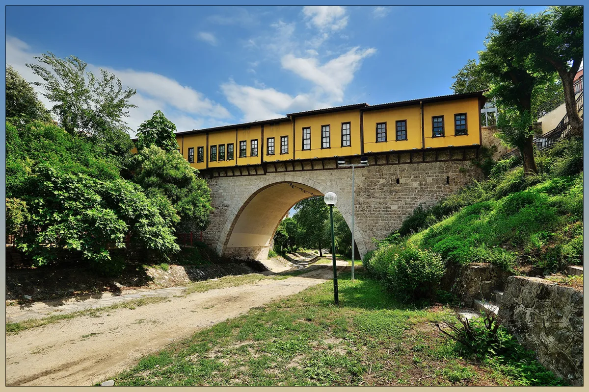 Irgandi Bridge photo 1