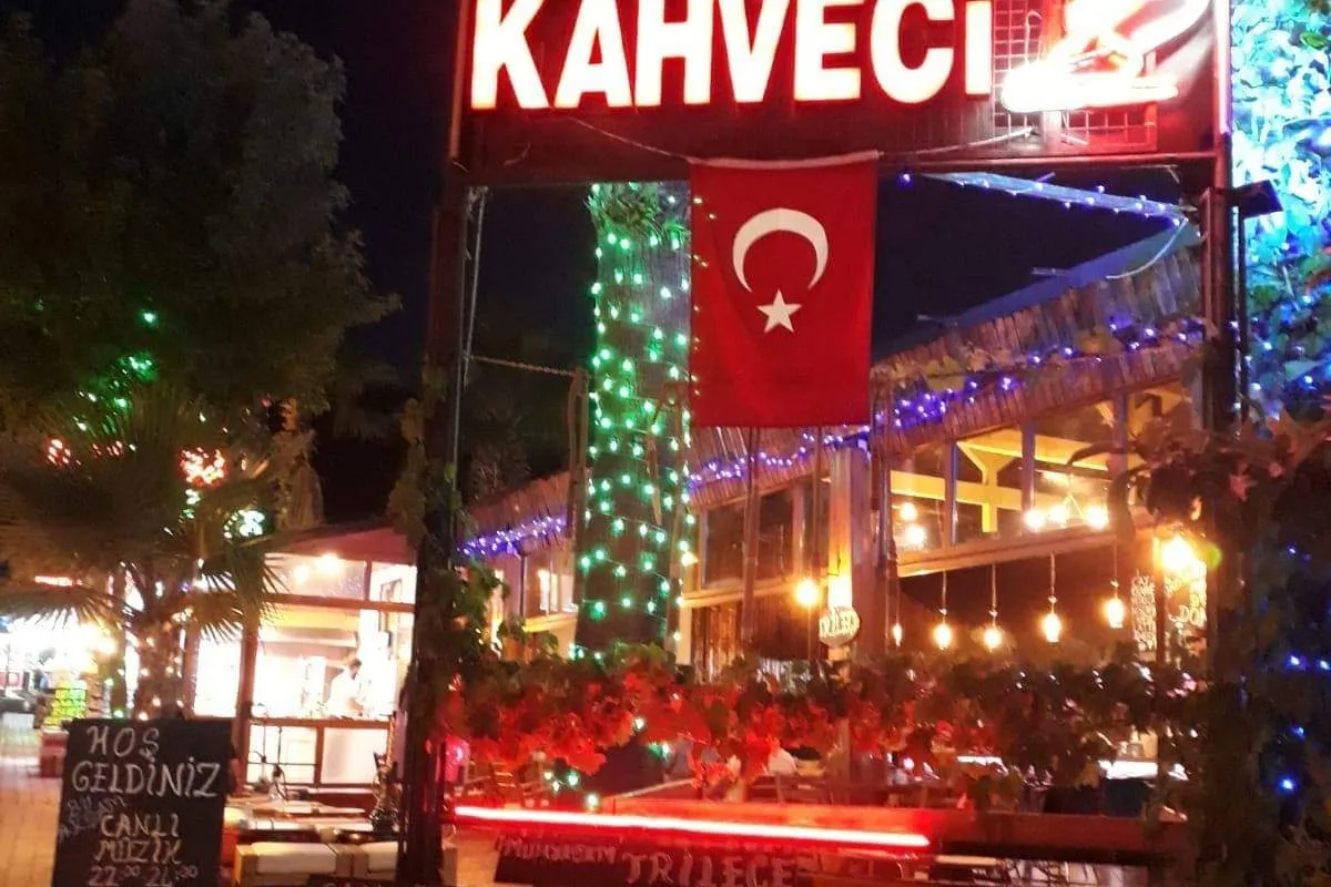 Bizim kahveci Nargile Cafe Dark Leaf photo 1