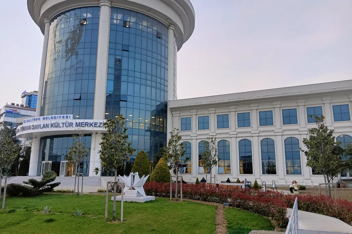 Prof. Dr. Türkan Saylan Cultural Center photo 1