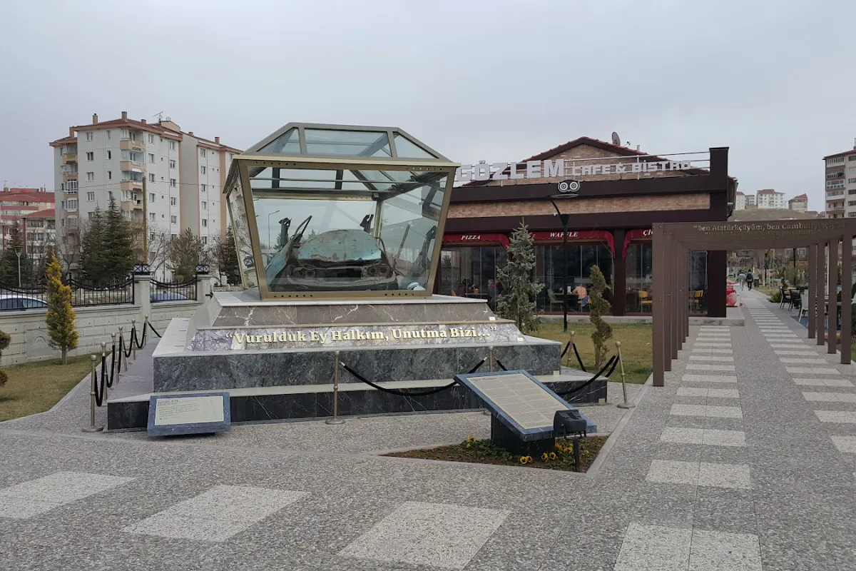 Uğur Mumcu Park photo 1