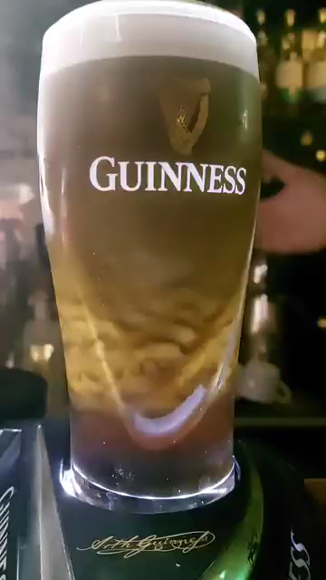 U2 Istanbul Irish Pub photo 3