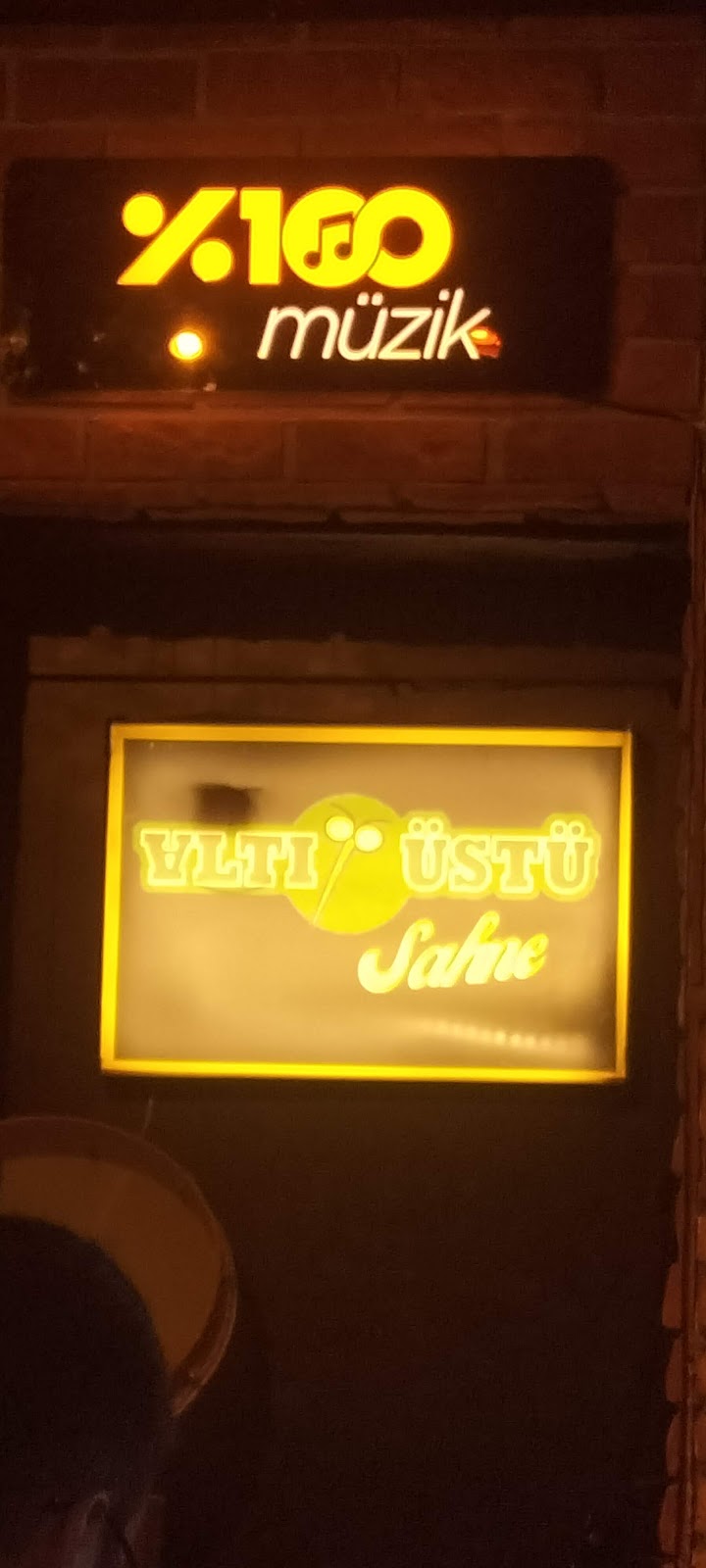 Altı Üstü Bar photo 3