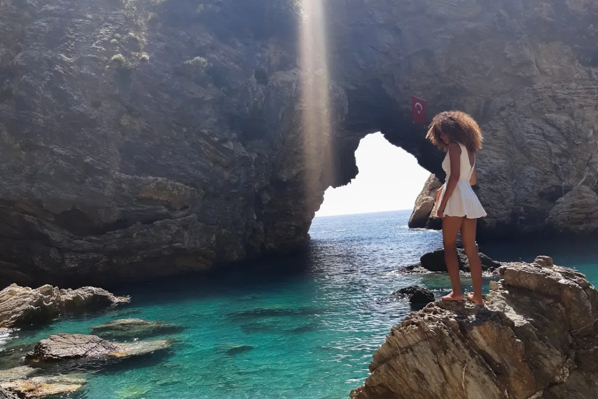 Gazipaşa Delikdeniz Kral Koyu photo 1