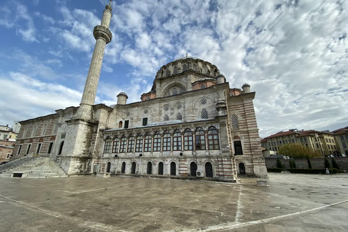 Laleli Mosque photo 1