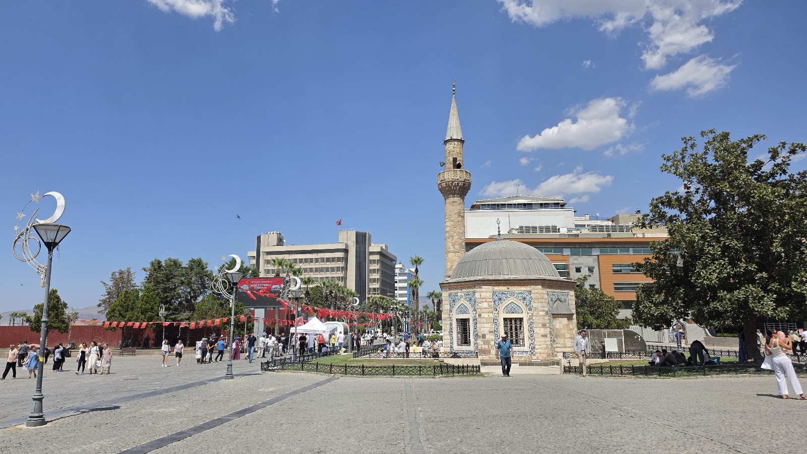 Ataturk Konak Square photo 4