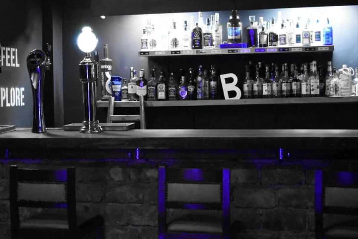 B'Large Pub & Bistro photo 1