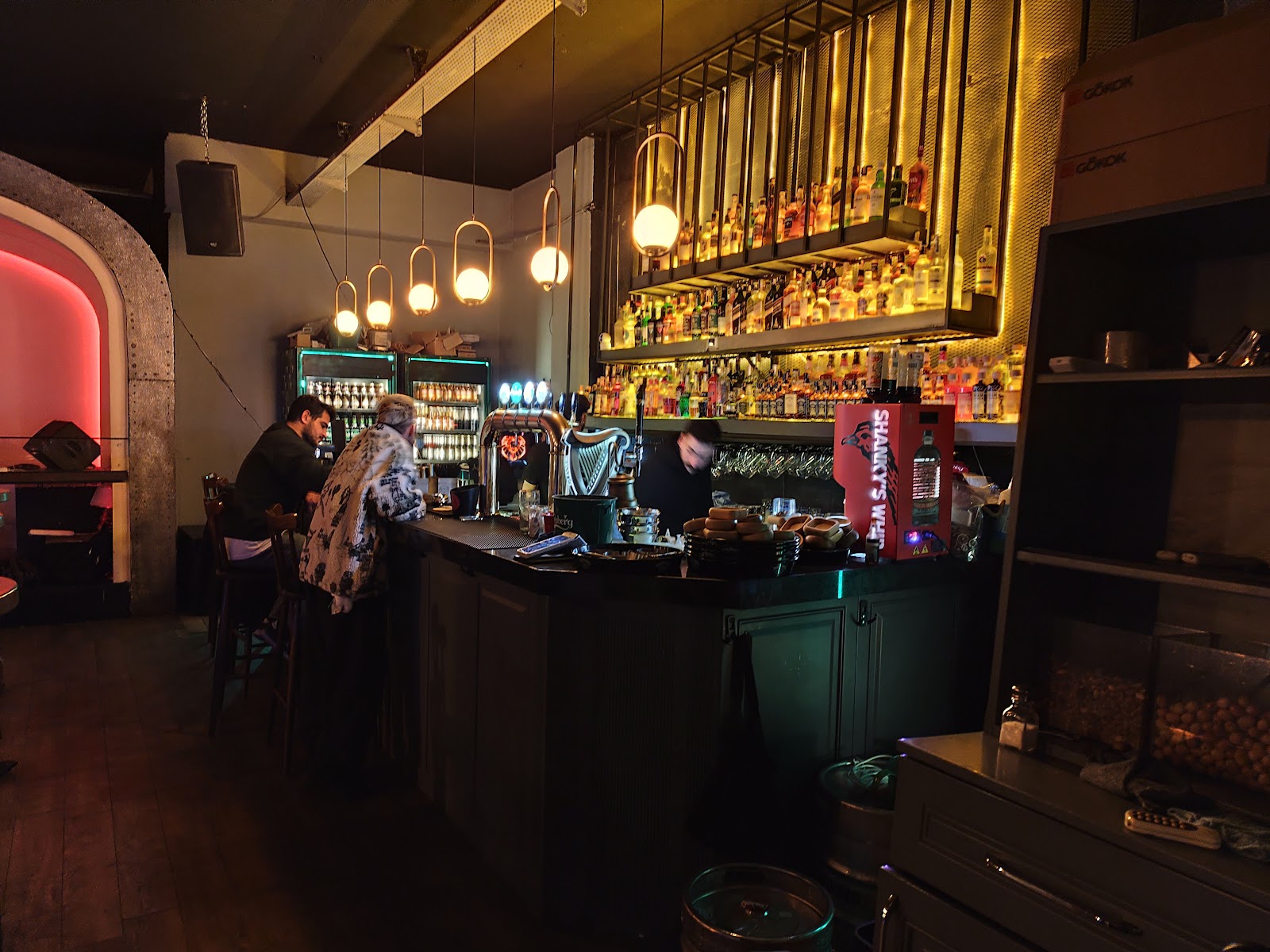 Riff Pub photo 8