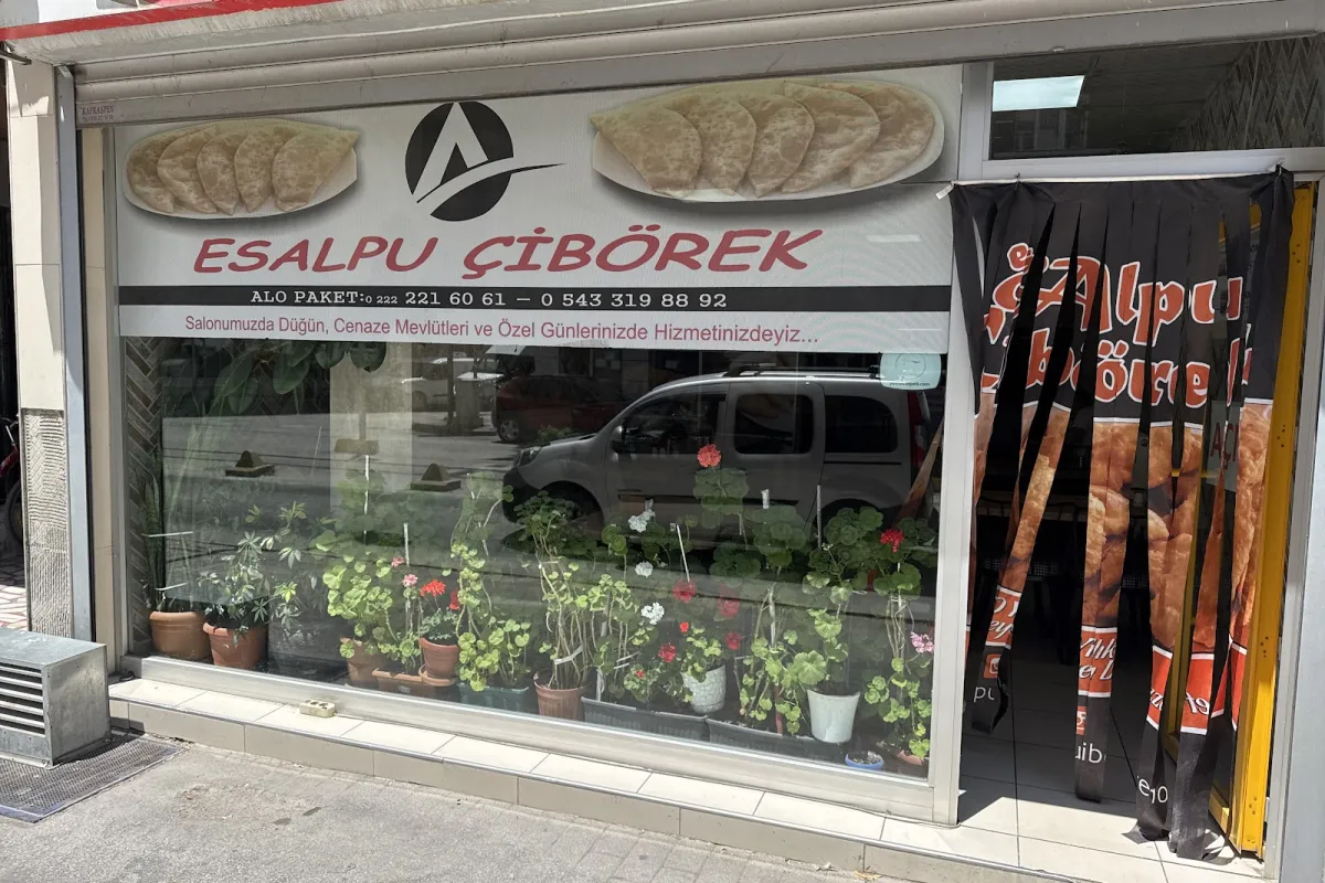 Es Alpu Çibörek photo 1