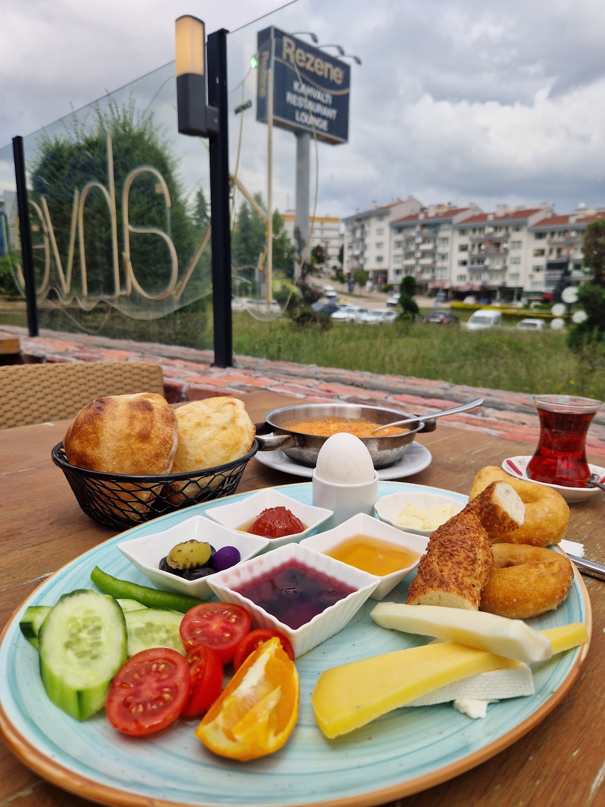 Rezene Restaurant & Cafe photo 6
