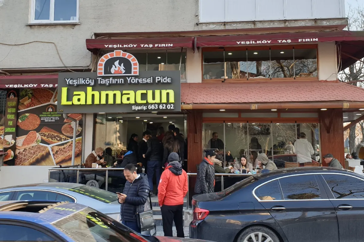 Yeşilköy Taşfırın Yöresel Pide Lahmacun photo 1