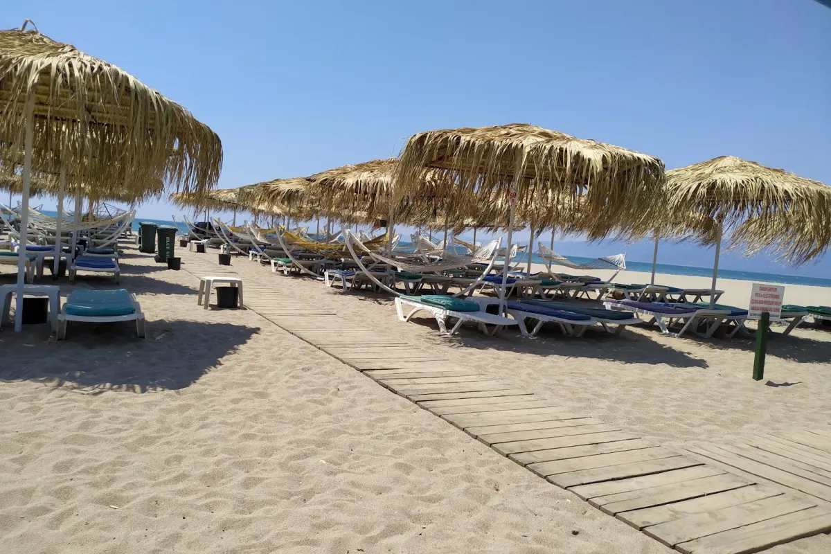 Oren Beach photo 1