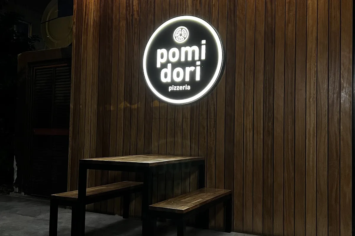 Pomidori Pizza photo 1