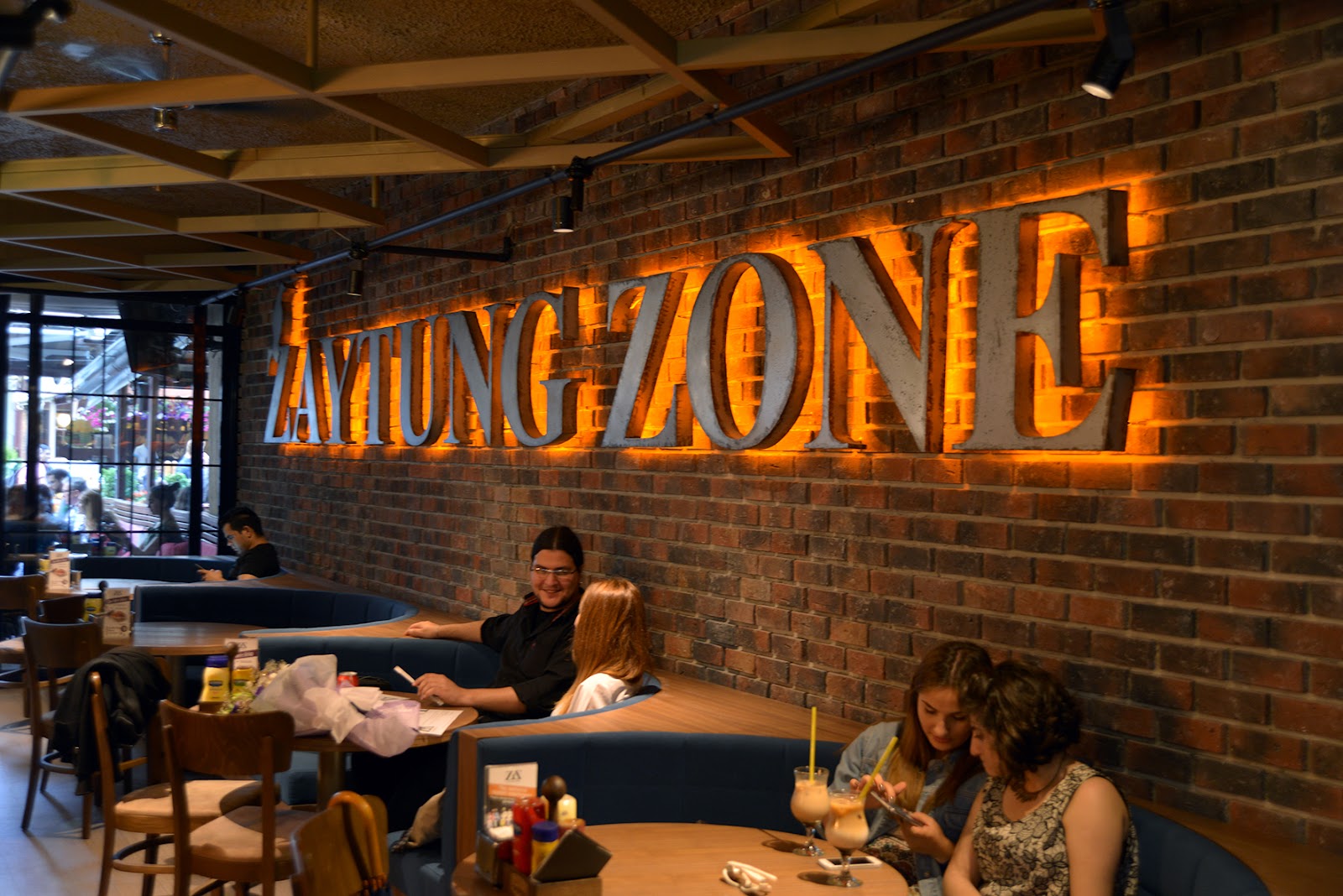 Zaytung Zone photo 1
