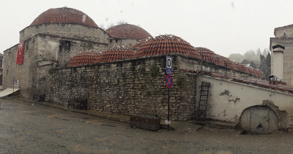Tarihi Cinci Hamamı photo 1