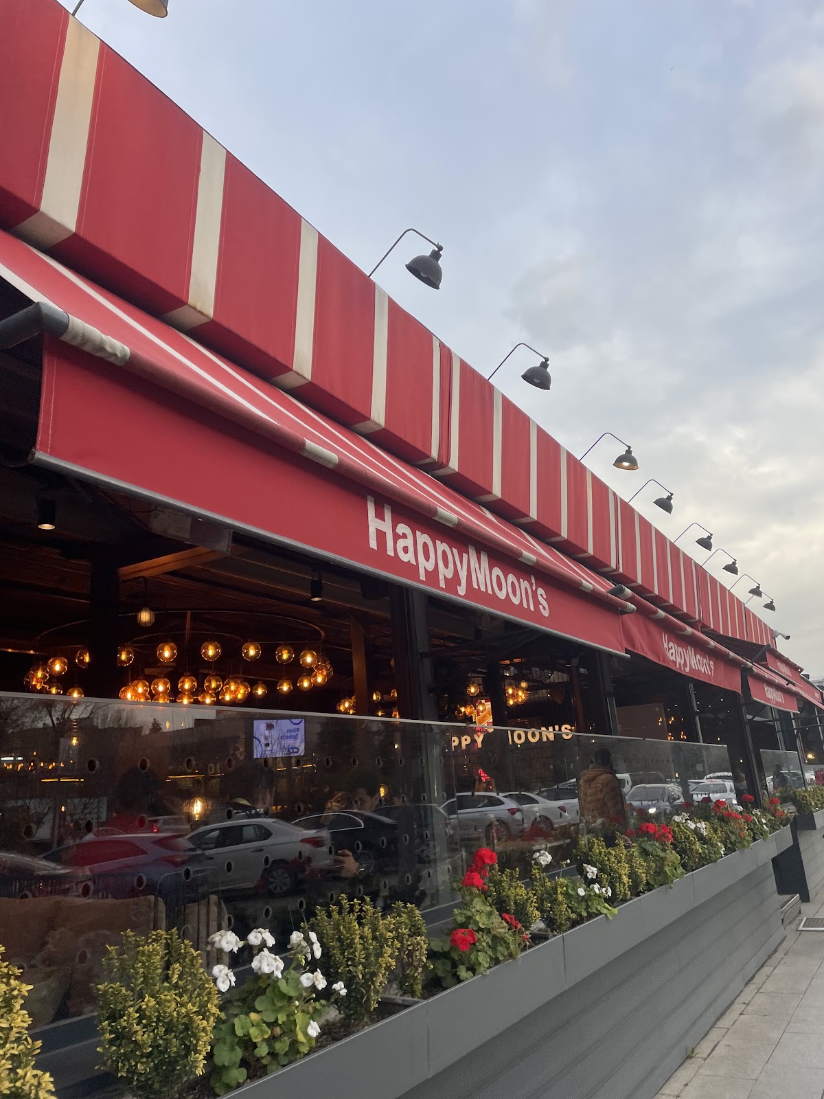 Happymoon’s Cafe photo 1