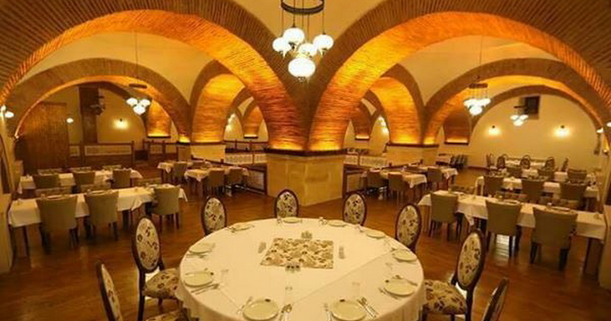 Cem Sultan Bedesteni Restoran photo 1