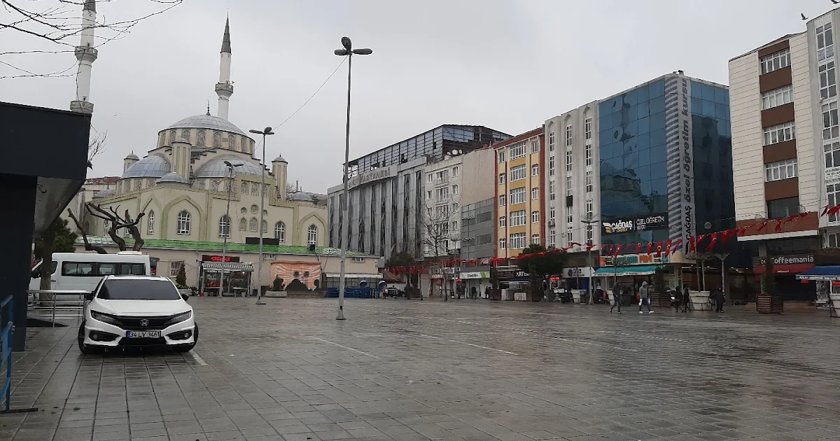 Esenler Dörtyol Square photo 1