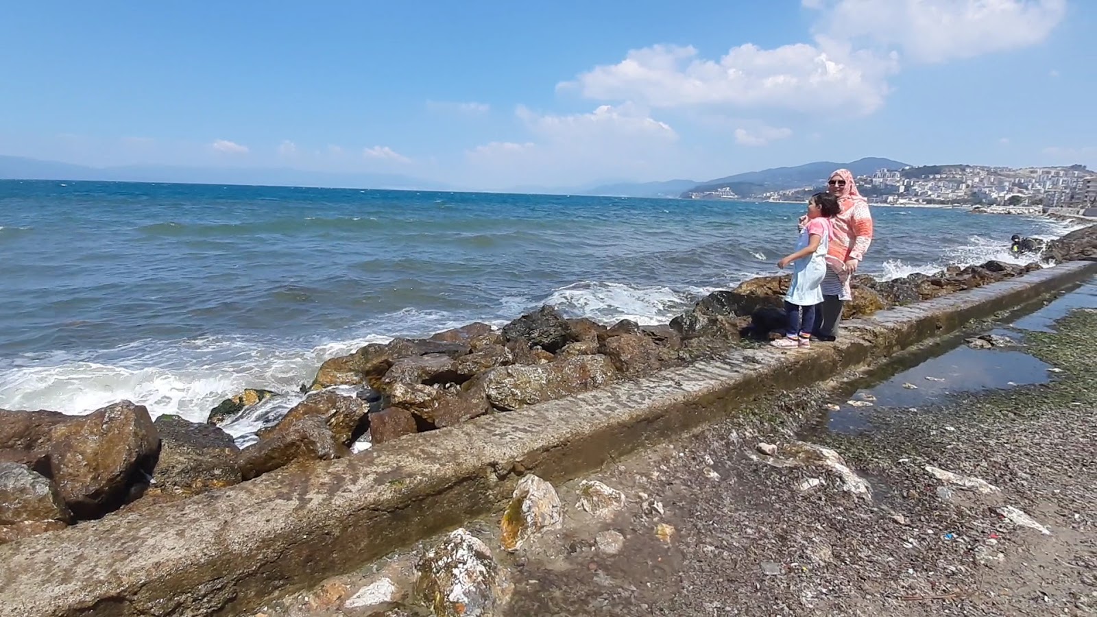 Güzelyalı Coast photo 4