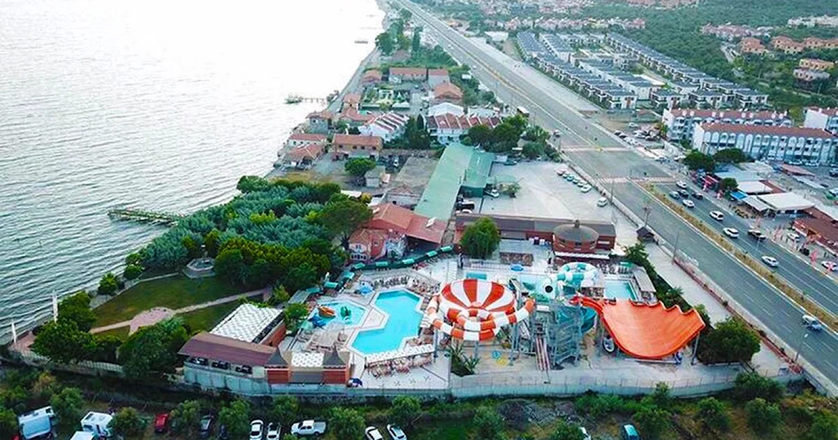 Blue Zest Aquapark photo 1
