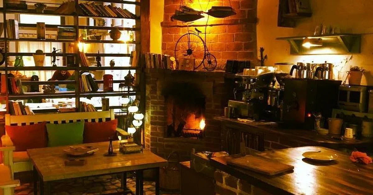 Ares Cafe photo 1