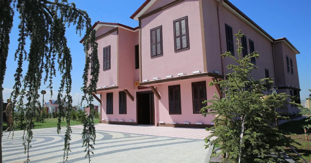 ATATÜRK MÜZESİ VE OKUMA EVİ photo 1