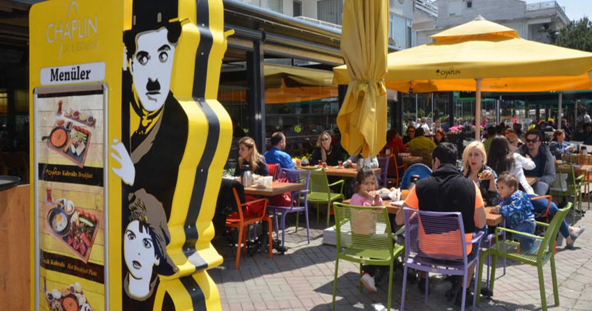 Chaplin Cafe & Restaurant Büyükçekmece photo 1