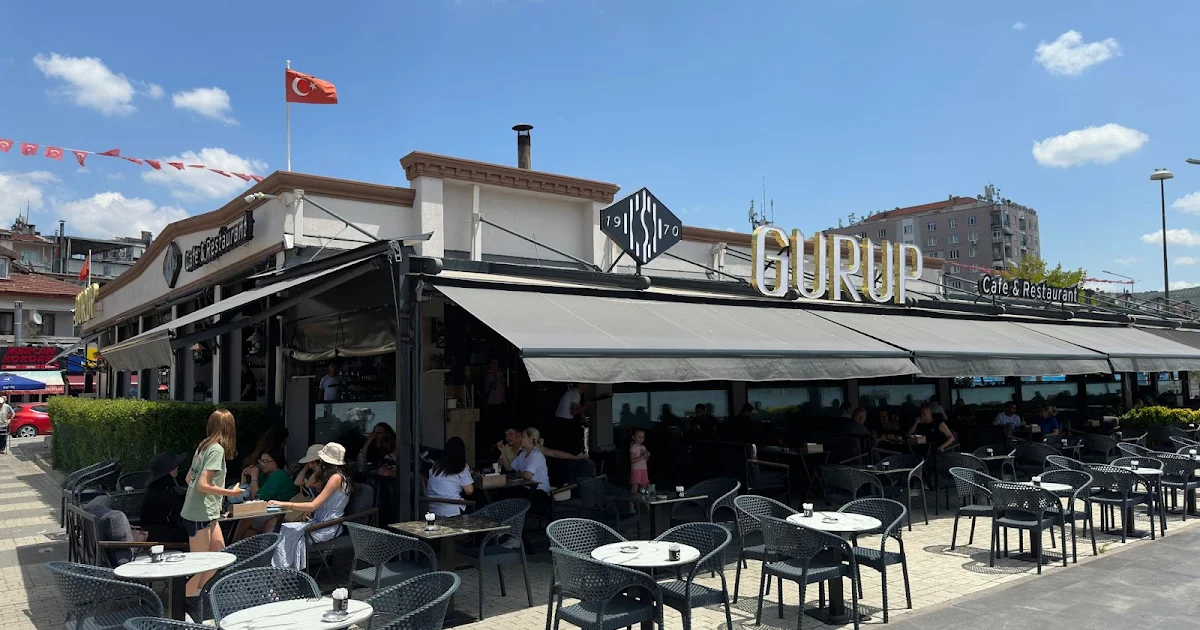 Gurup Cafe & Restaurant photo 1