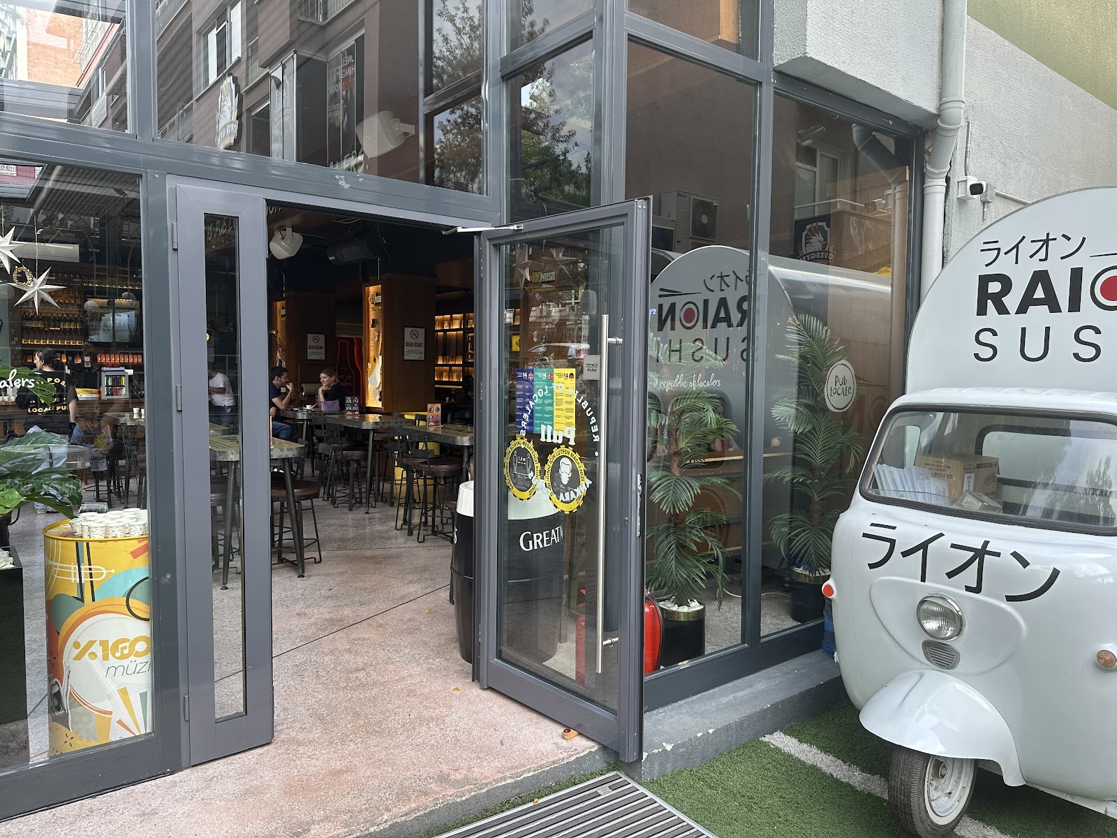 Pub Locale Ankara photo 1