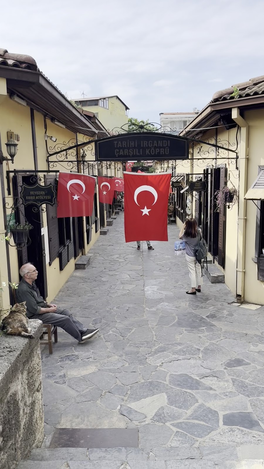 Tarihi Irgandı Çarşılı Köprü- Feyezan Ebru Atölyesi photo 3
