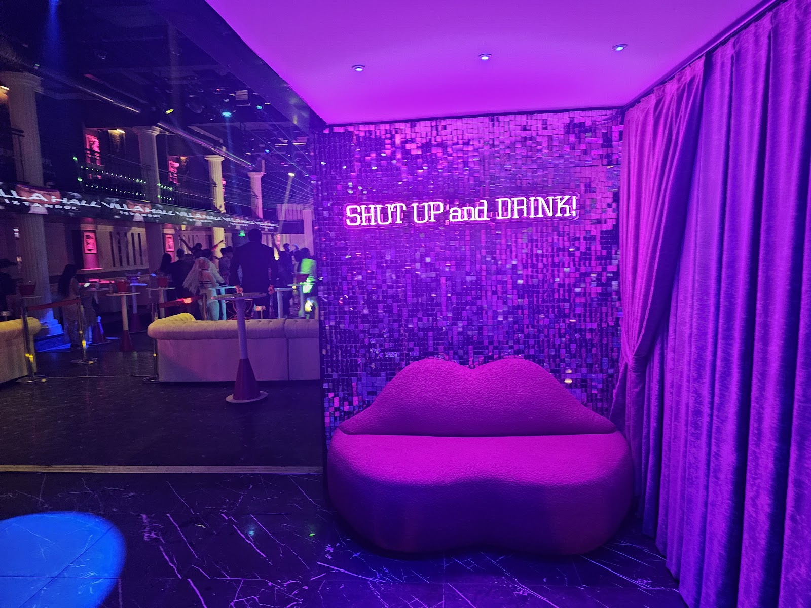 Villa Hall Club photo 1