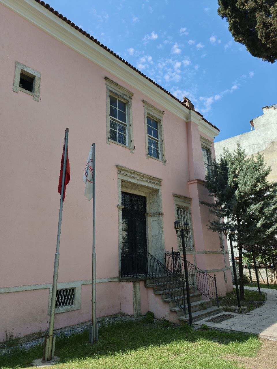 Latife Hanim Mansion and Memorial House photo 6