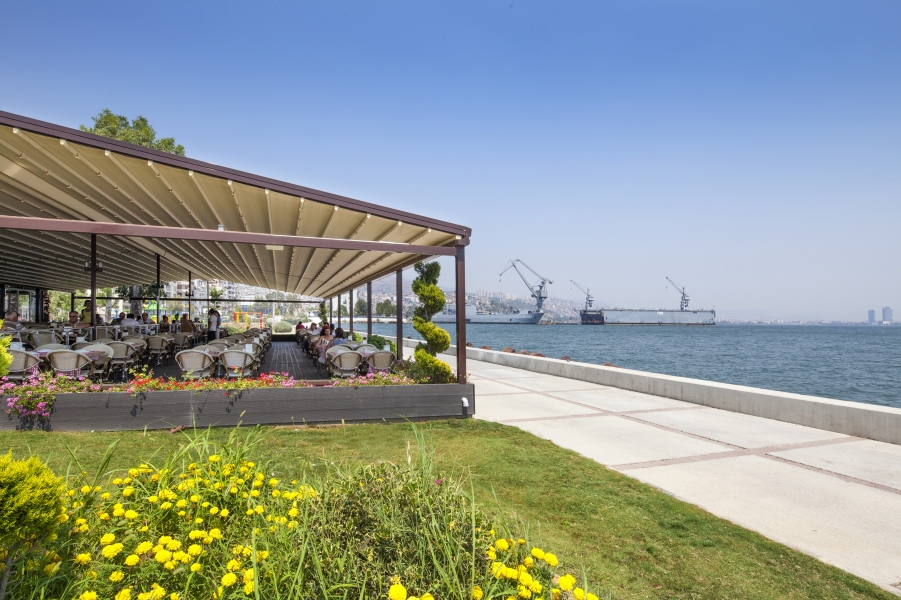 Cafe Boatyard photo 9