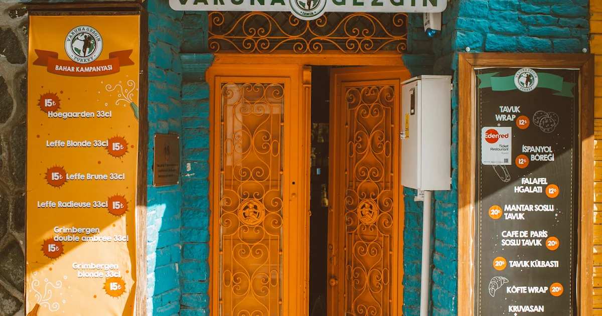 Varuna Gezgin Cafe - İzmir - Alsancak photo 1