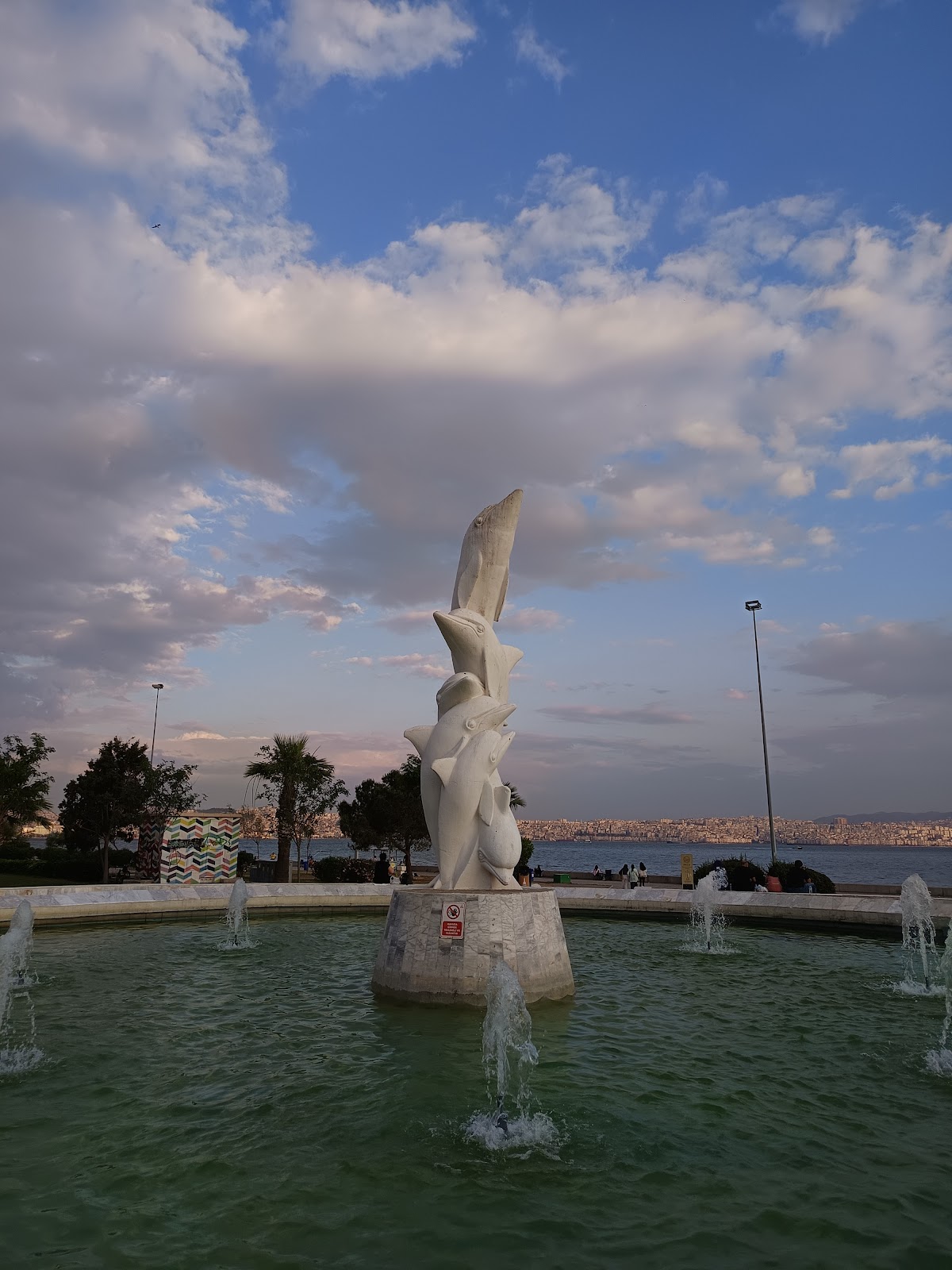 Dolphins Statue photo 4