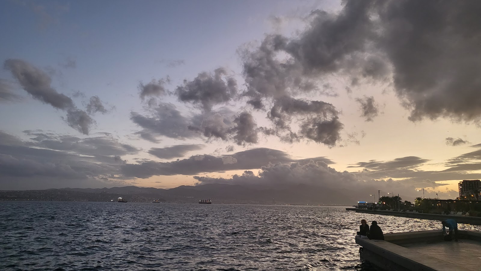 Karşıyaka Sahil photo 9