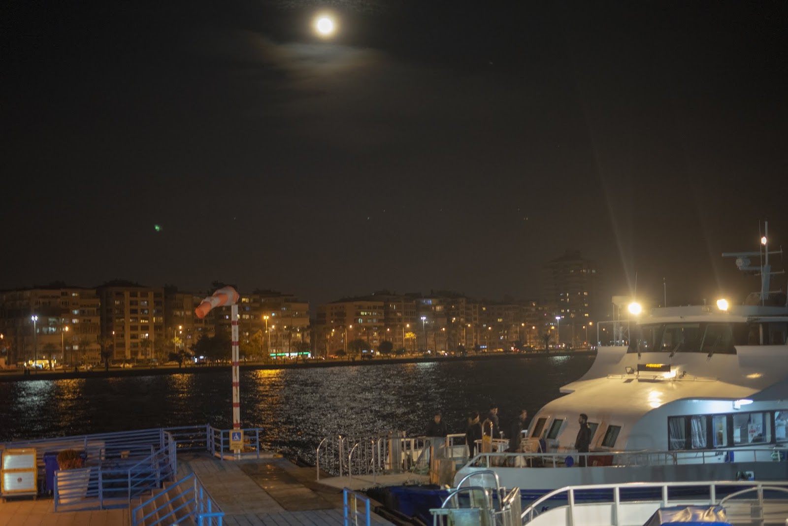 Bostanlı Sahili photo 8