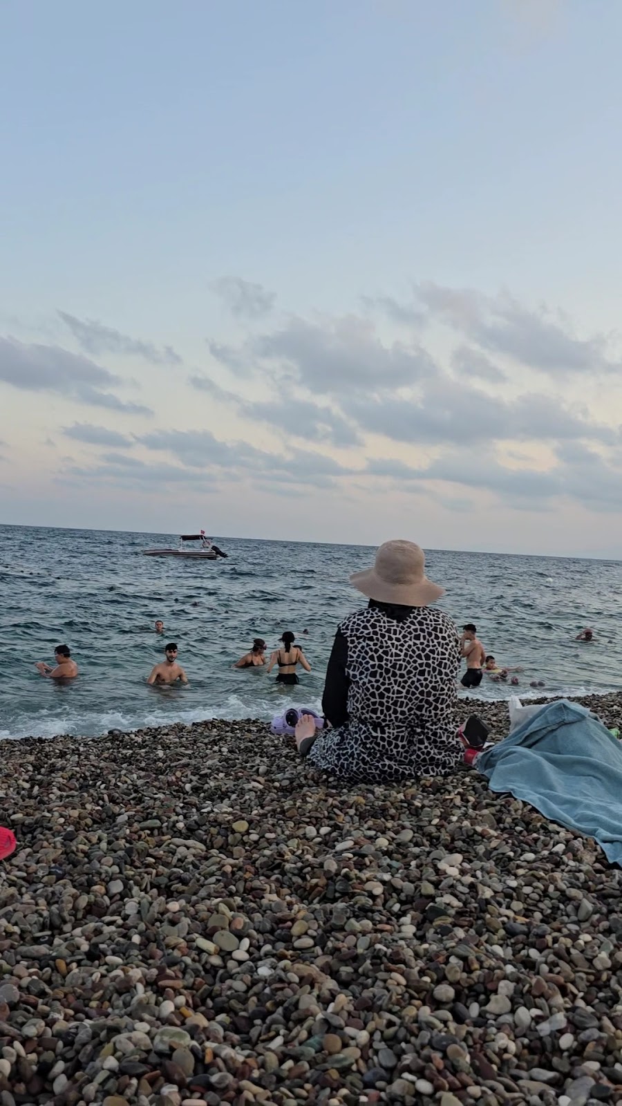Konyaaltı plajı photo 2