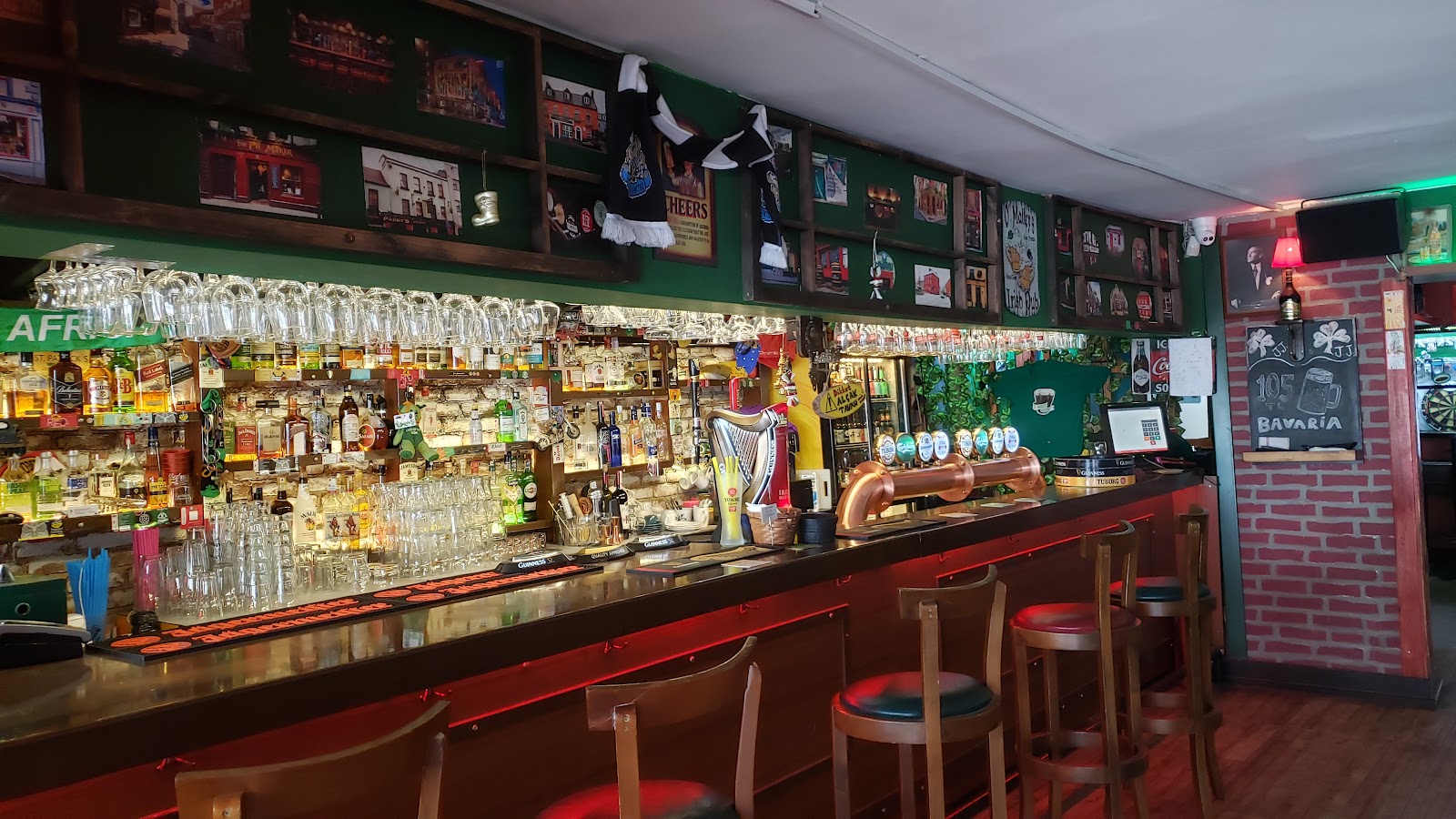 The James Joyce Irish Pub photo 9