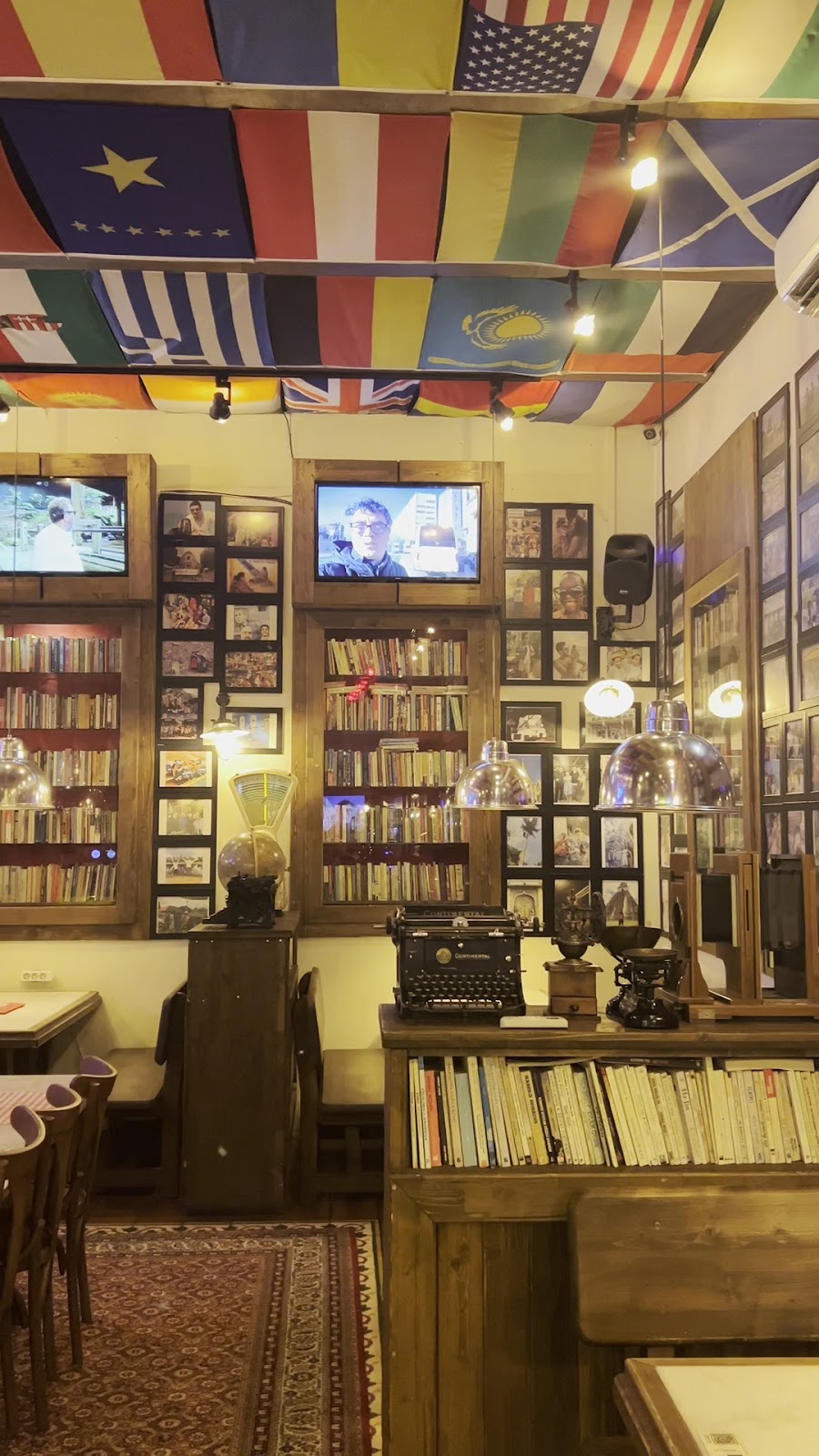 Varuna Gezgin Cafe - Antalya photo 7