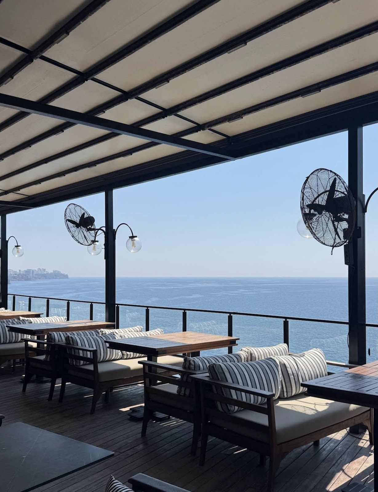 Roberts Coffee Riviera photo 6