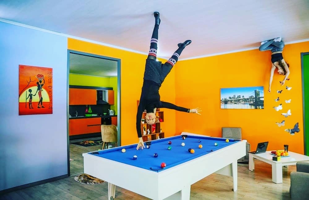 Upside down House photo 6