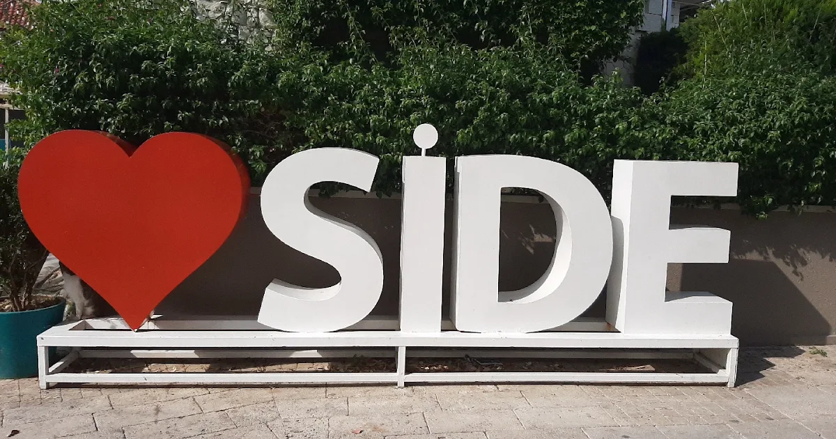 I Love Side photo 1