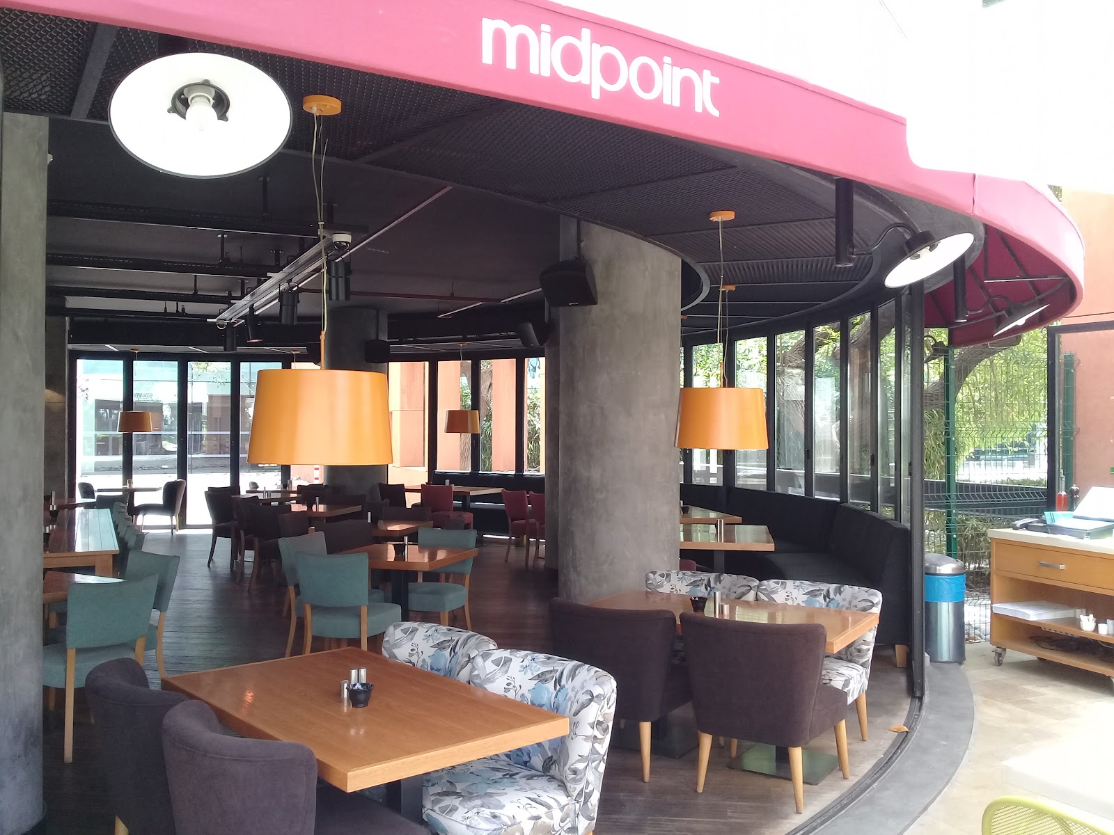 Midpoint Alsancak photo 10