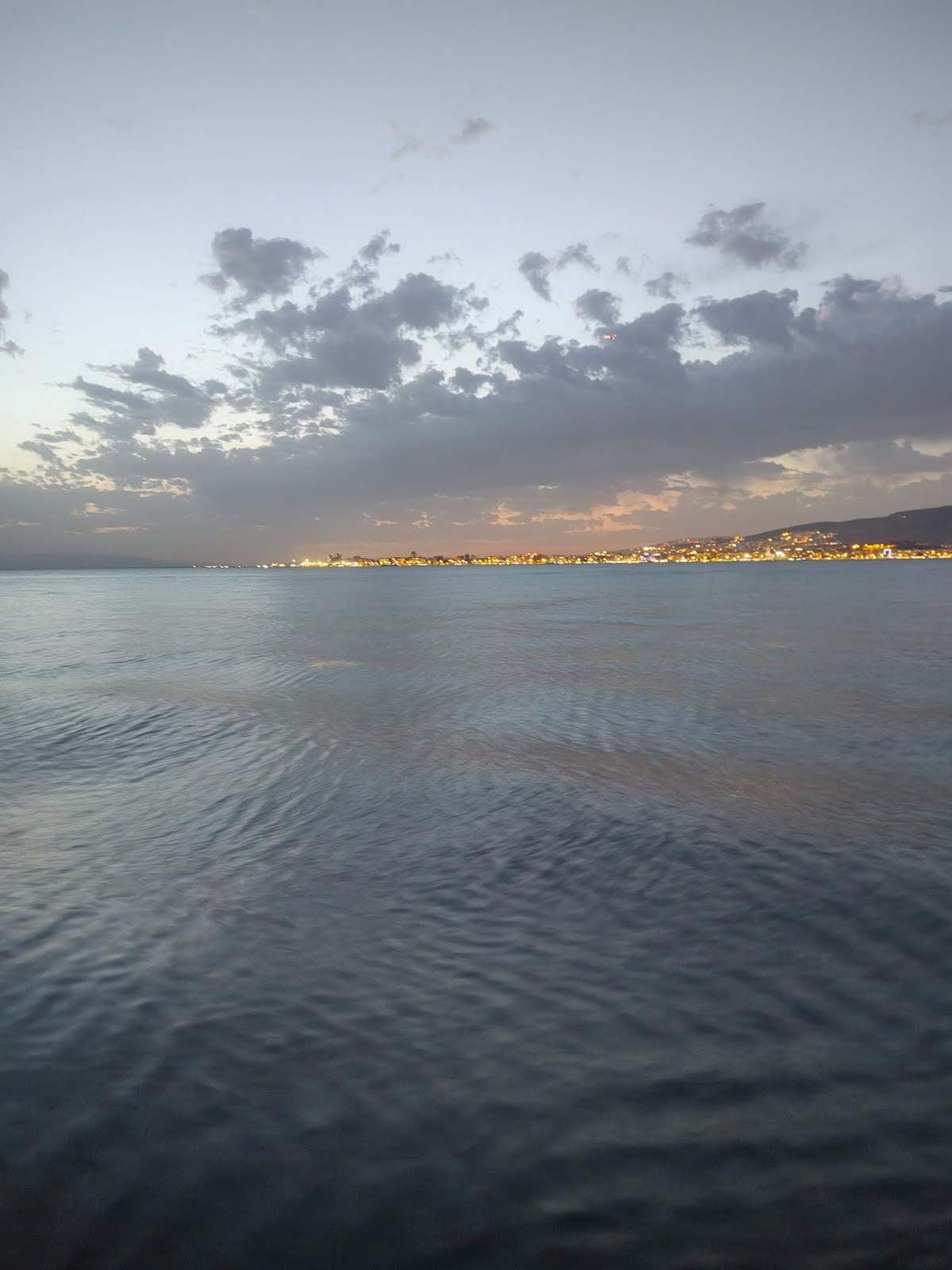 Alsancak Gündoğdu Meydanı photo 8