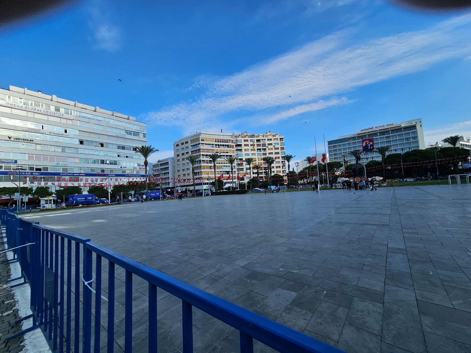 Cumhuriyet Meydanı photo 1