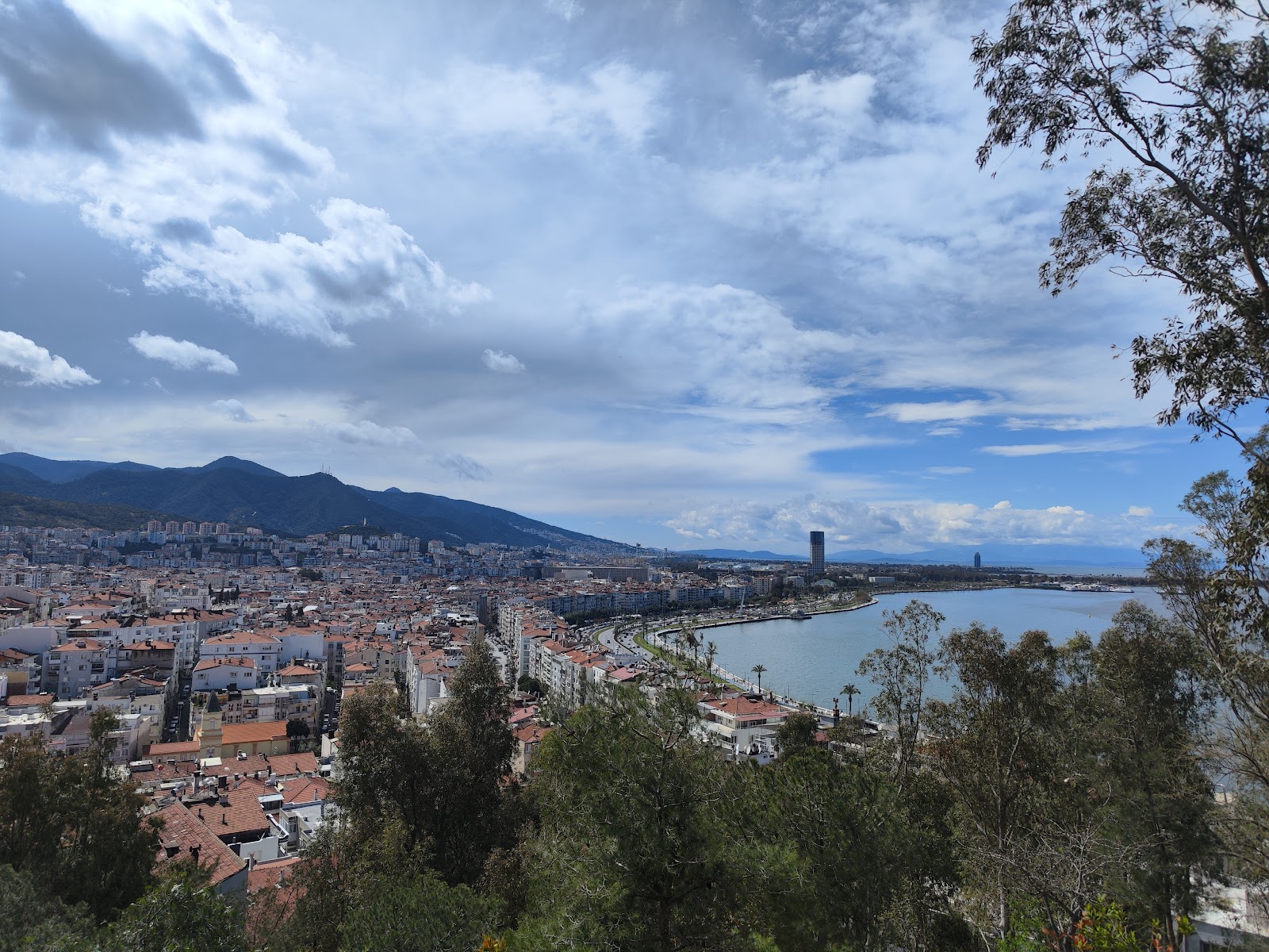 İzmir Büyükşehir Belediyesi Susuzdede Parkı photo 6