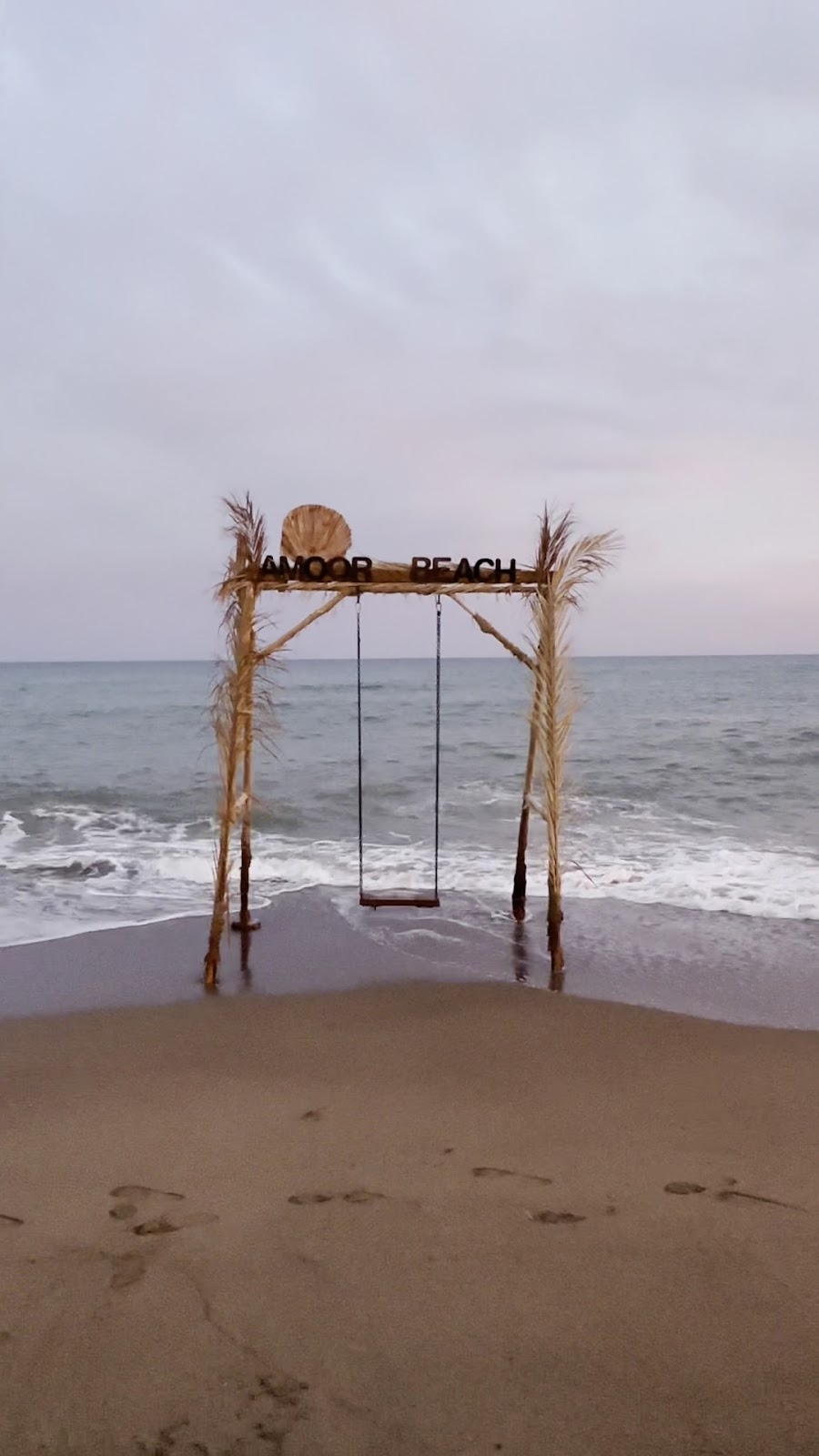Amoor Beach Restaurant photo 4